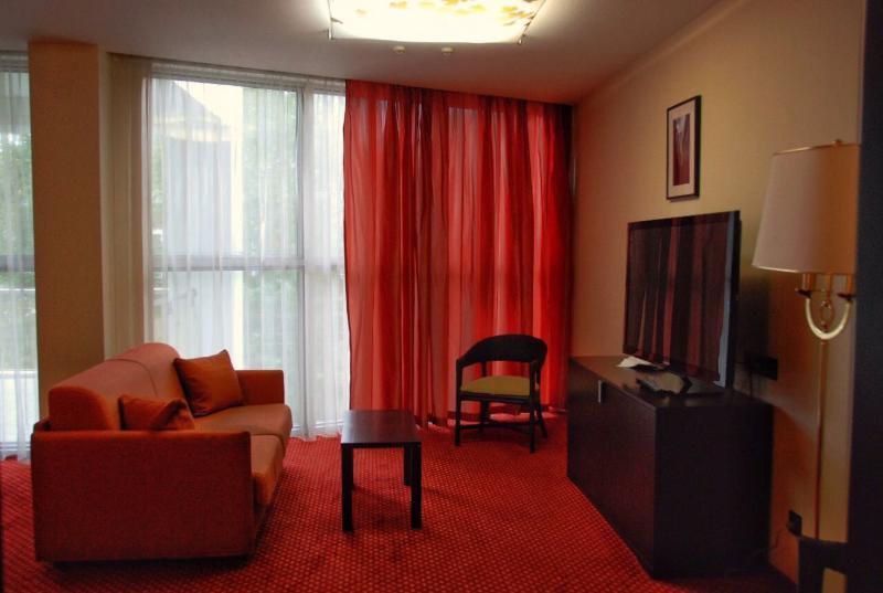 דנייפרופטרובסק Park Hotel מראה חיצוני תמונה